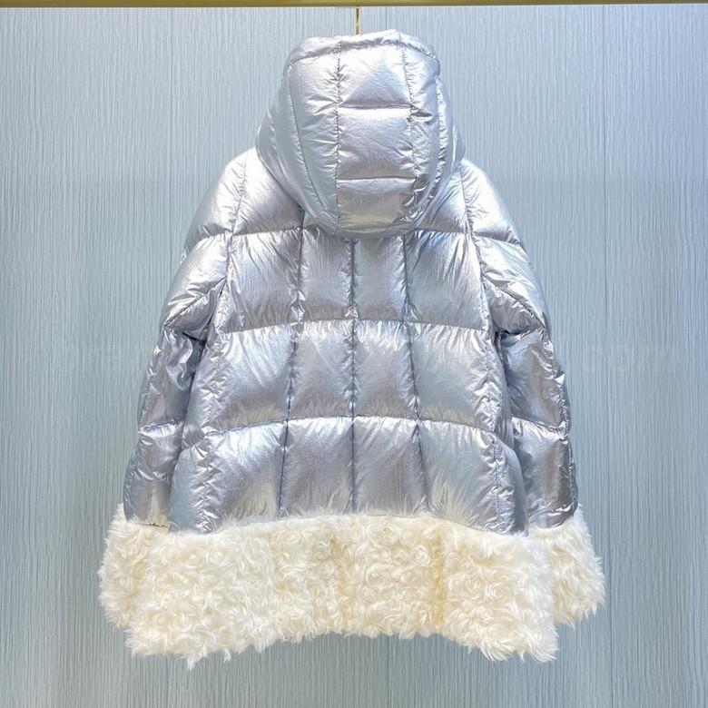 Moncler Women's Outwear 43